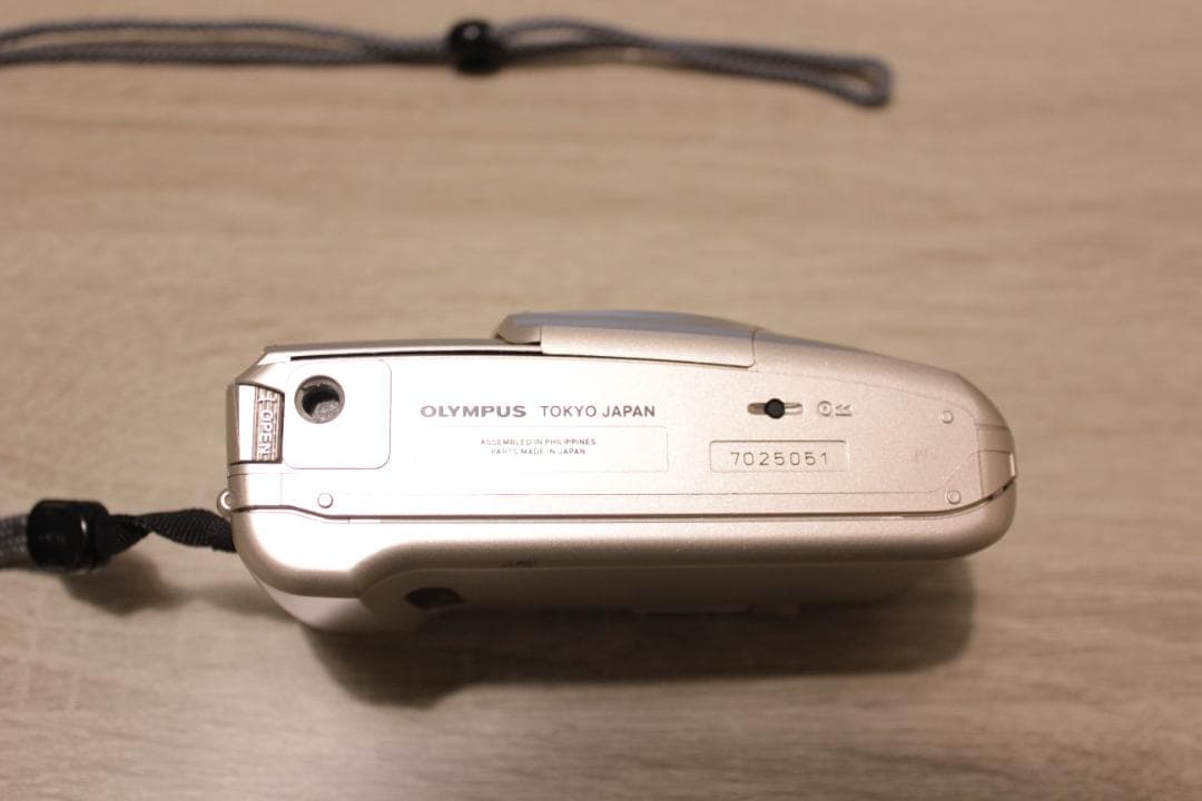 OLYMPUS μ-II ZOOM VF コンパクトフィルムカメラ