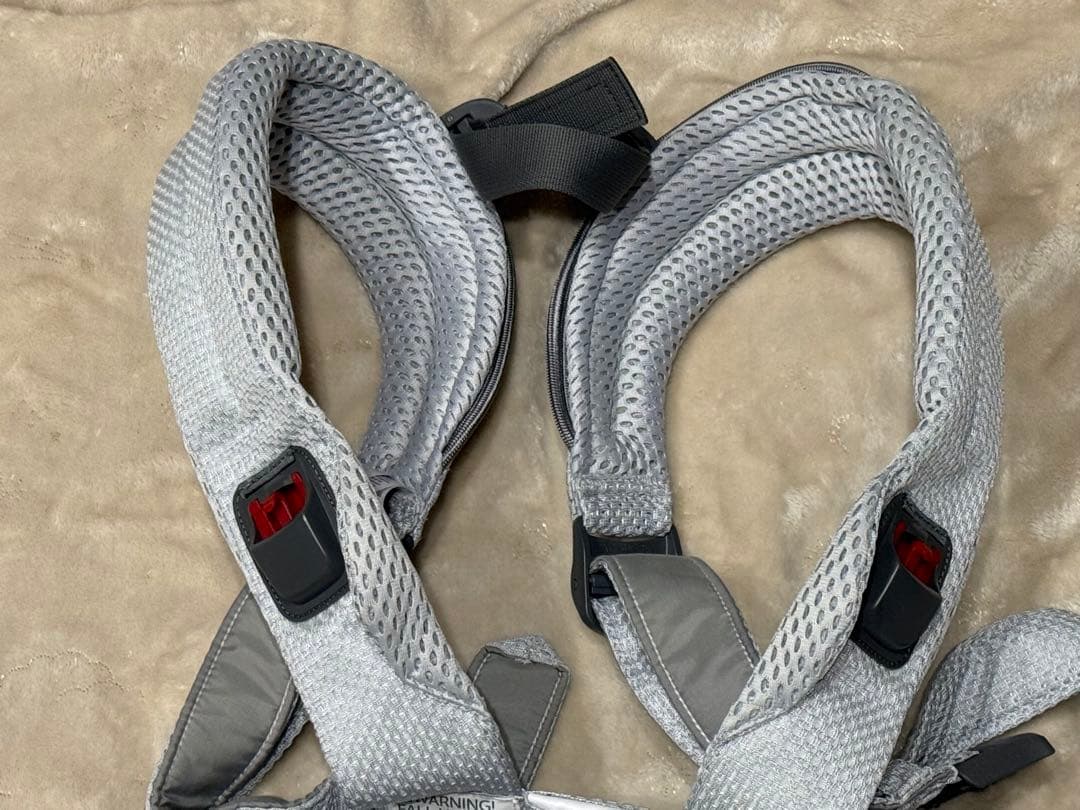 【美品】BABYBJORN HARMONY シルバー　抱っこ紐