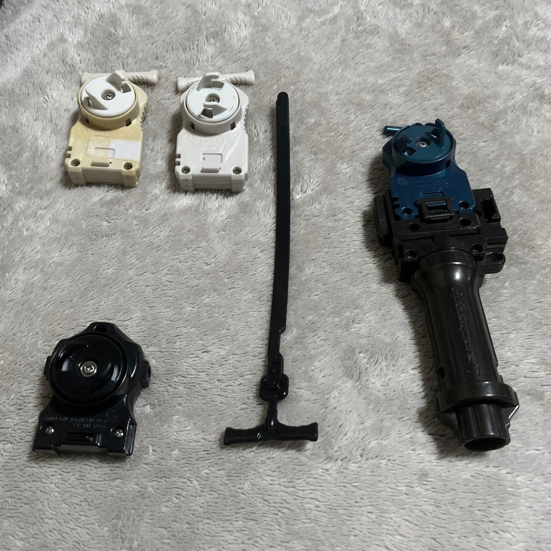 メタルファイトベイブレード　40個程　まとめ売り +その他付属品多数有り！お得