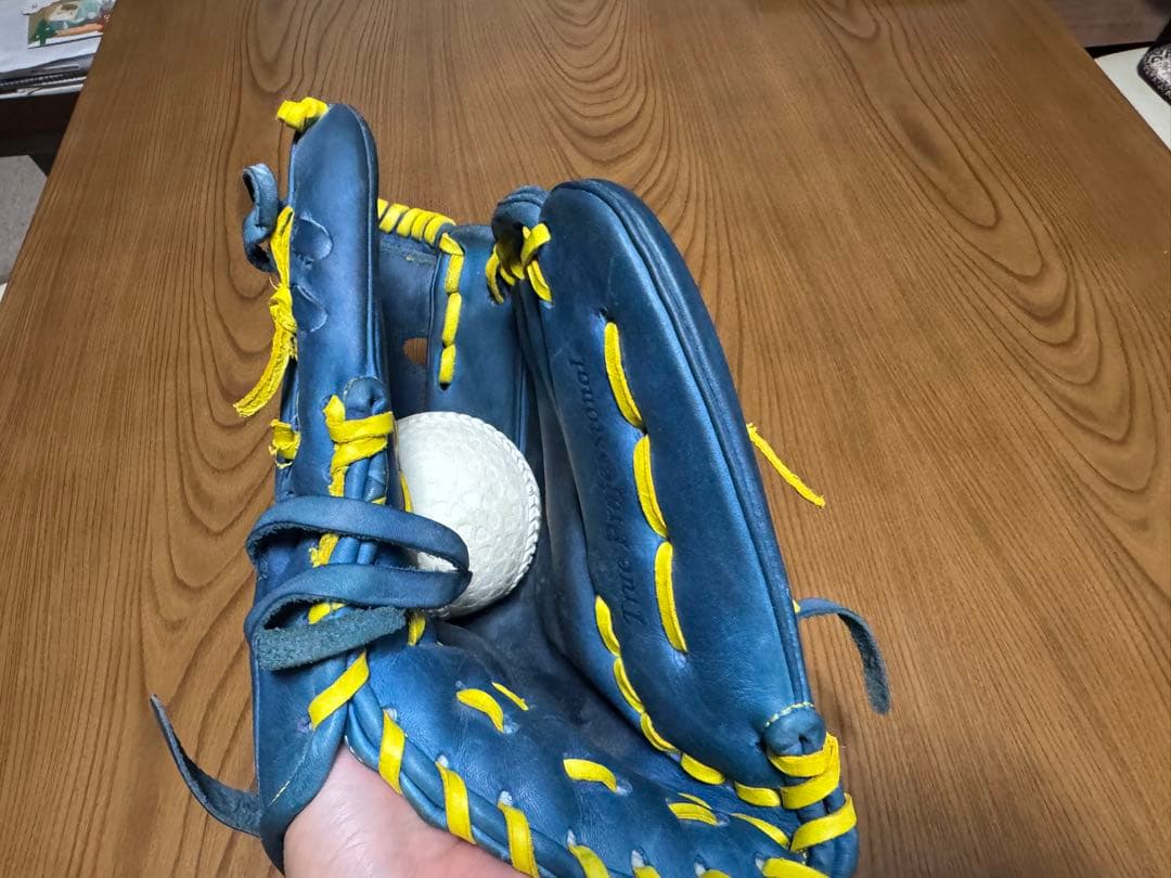 世田谷　【久保田スラッガー】ピッチャー用オーダーグローブ　軟式　青 袋付き