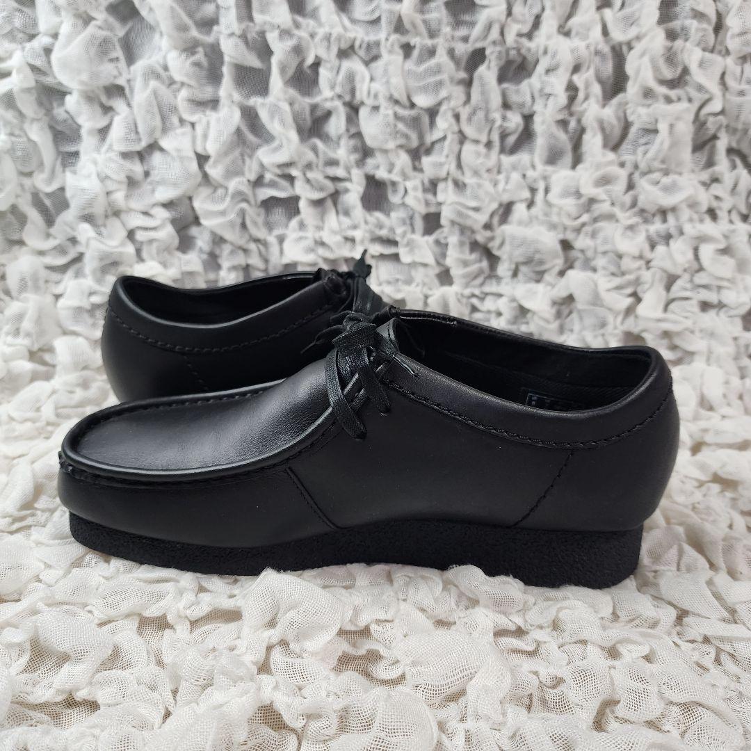 バトこし未使用 クラークス ワラビー エボ ウォータープルーフ レザー