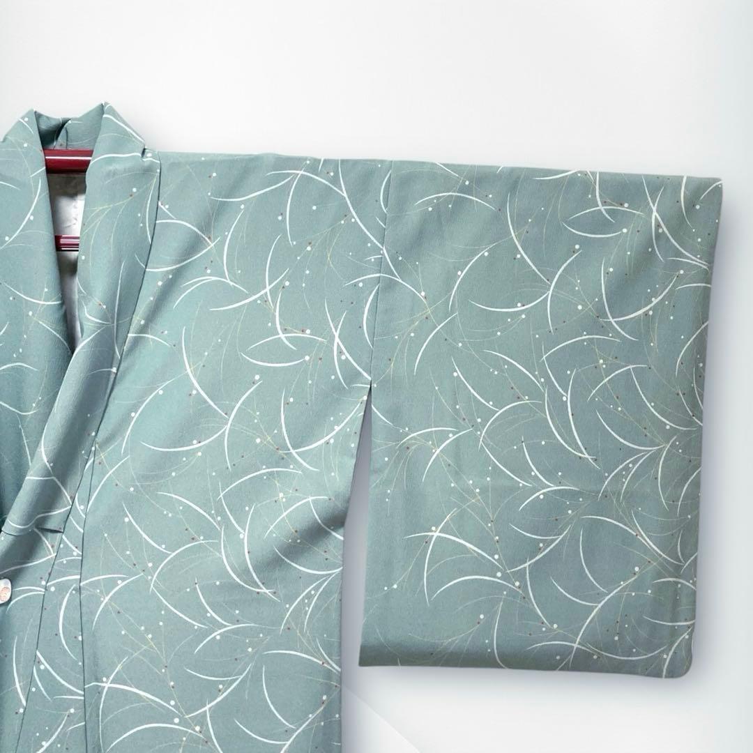 【美品✨】東レシルック　洗える着物　小紋　緑みのグレー　葉と実　袷　F1