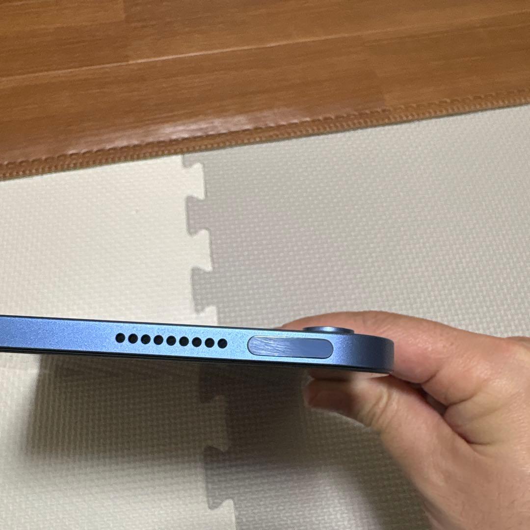 美品 Apple iPad 10.9インチ ブルー　第10世代