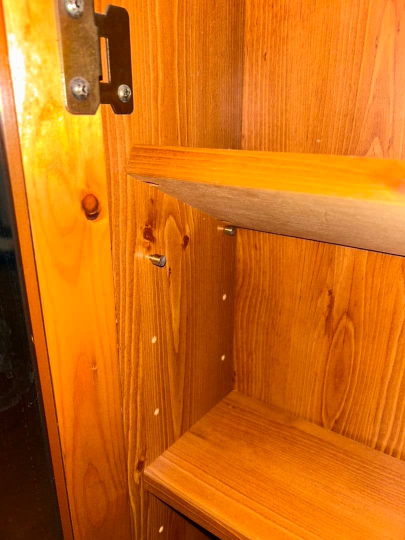 昭和アンティーク品　木製ガラス扉キャビネット 3段