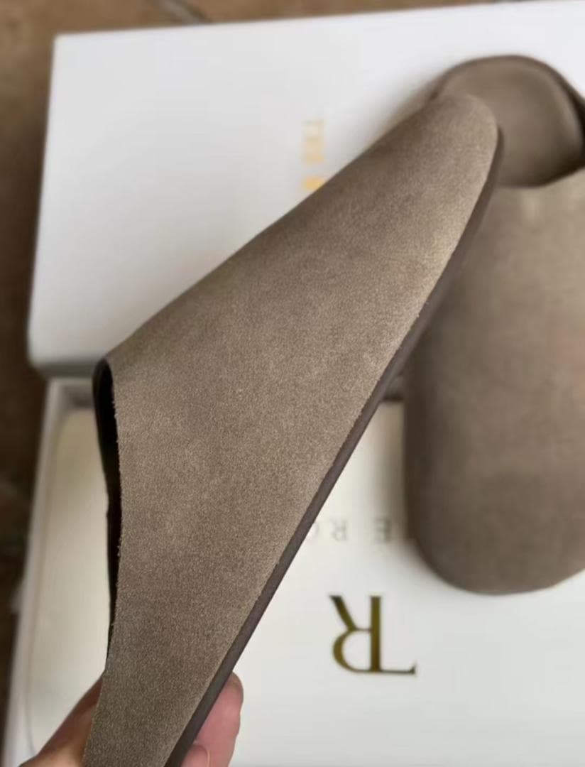 ★The Row★ベージュ スエード クロッグサンダル 38