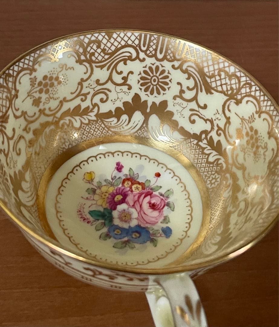 ⬇️《希少》　アンティーク　⭐︎ カップ&ソーサー ４点