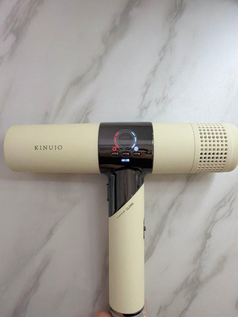 KINUJO 絹女 ヘアドライヤー 2021年製 動作確認済み⭕️ 折りたたみ式