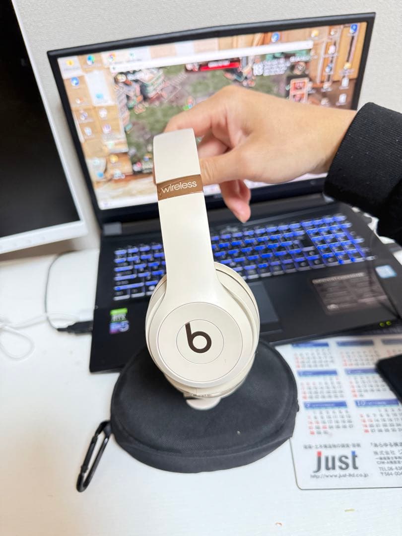 ヘッドホン Beats solo3