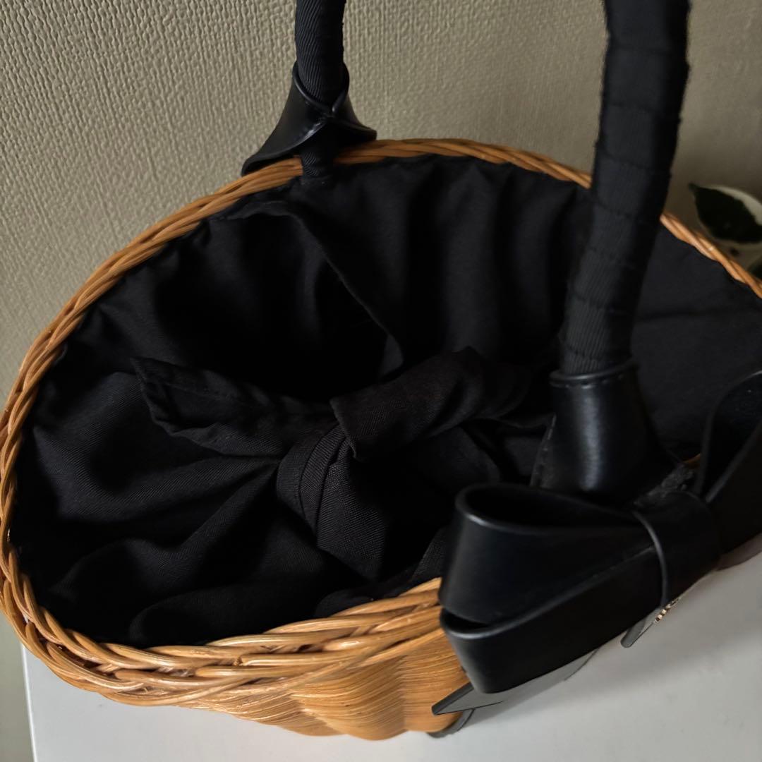 美品♡TOCCA リボン付きかごバッグ レザー ナチュラル×ひブラック 自立