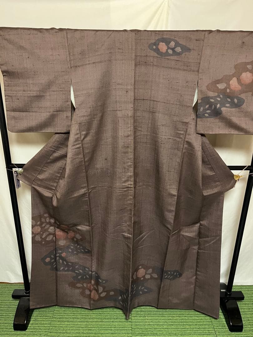 ☘️早い者勝ち☘️【国宝品】●しょうざん生紬●草木染●紬●着物