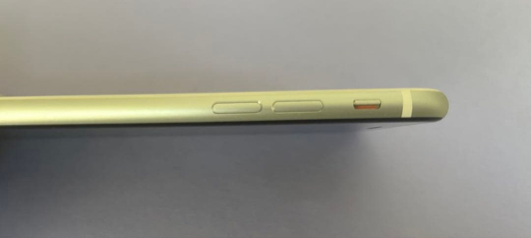 iPhone SE2 128GB 本体 付属品付き SIMフリー （第2世代）