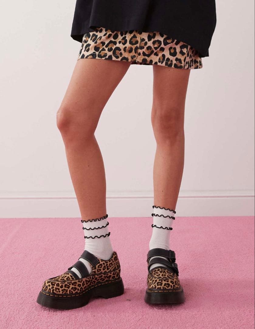 完売品 人気物 Dr. Martens Buzz MJレオパード柄US6 uk4