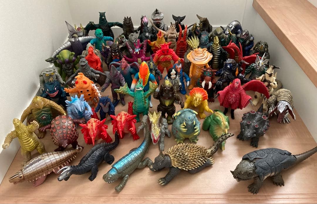 【貴重コレクション】ウルトラマンシリーズ 他フィギュアセット 77体