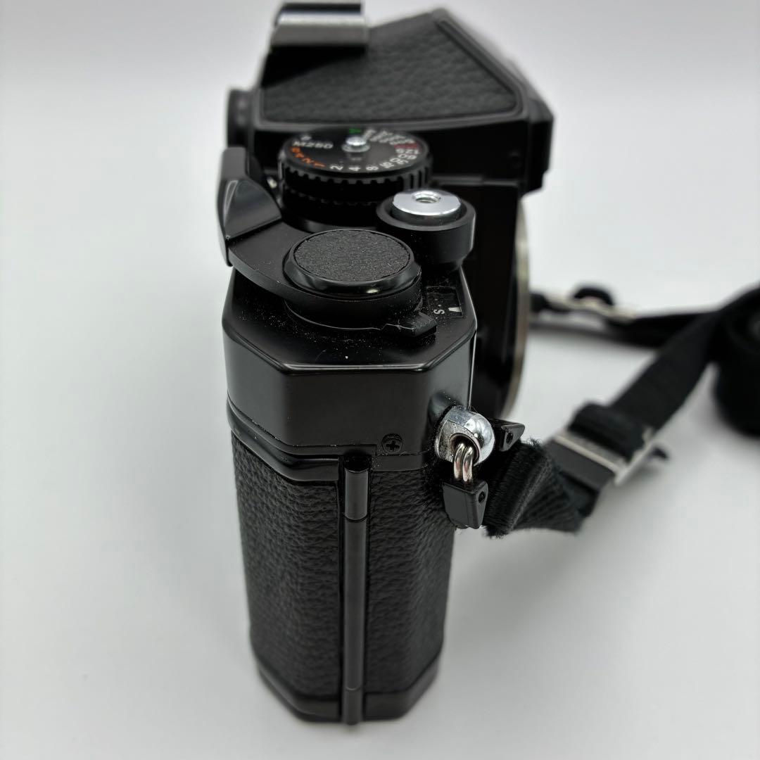 Nikon FE2 フィルム一眼レフカメラ