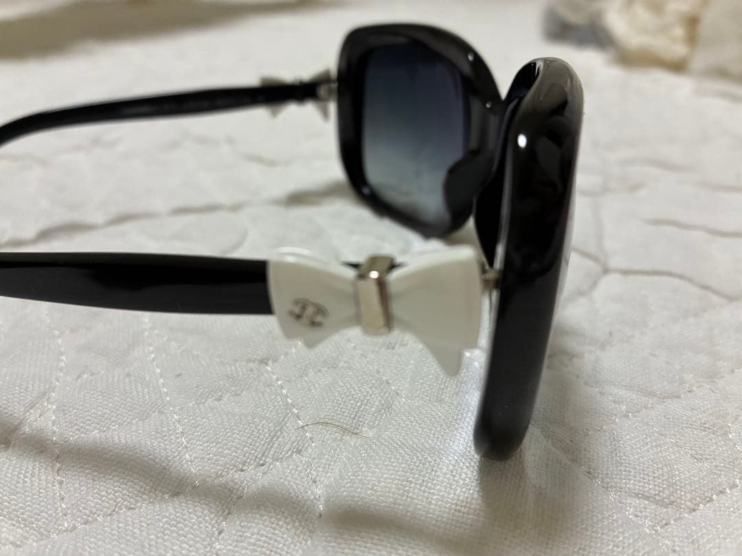CHANEL ブラック サングラス リボンモチーフ
