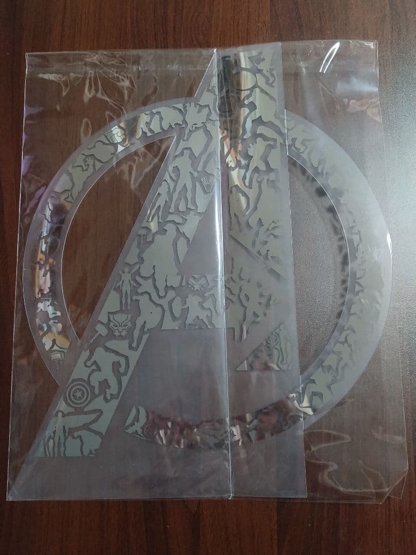 ホットトイズ ディズニー100 アイアンマン・マーク７プラチナカラー