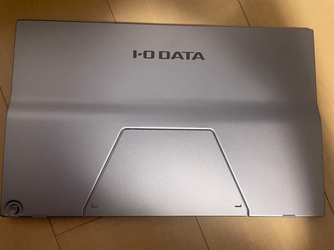 液晶ディスプレイ　LCD-CF161XDB-M 15.6型