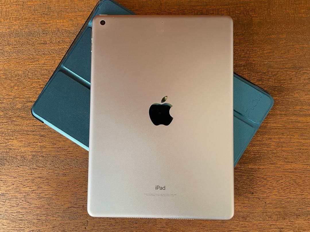 美品 iPad A1893 32GB 第6世代
