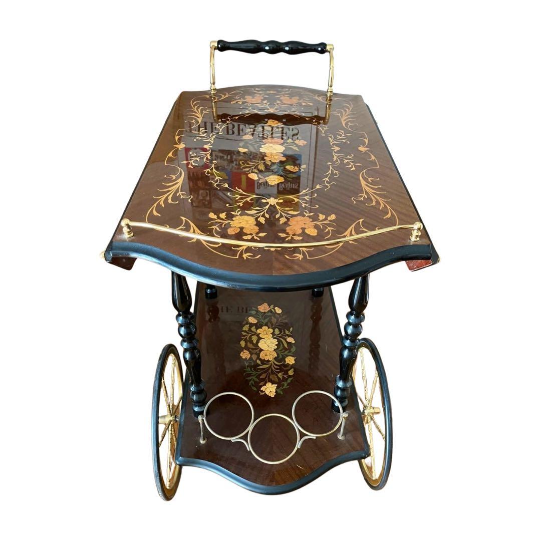 イタリア製 　キッチンワゴン　ワゴンテーブル　ワインラック3本可能