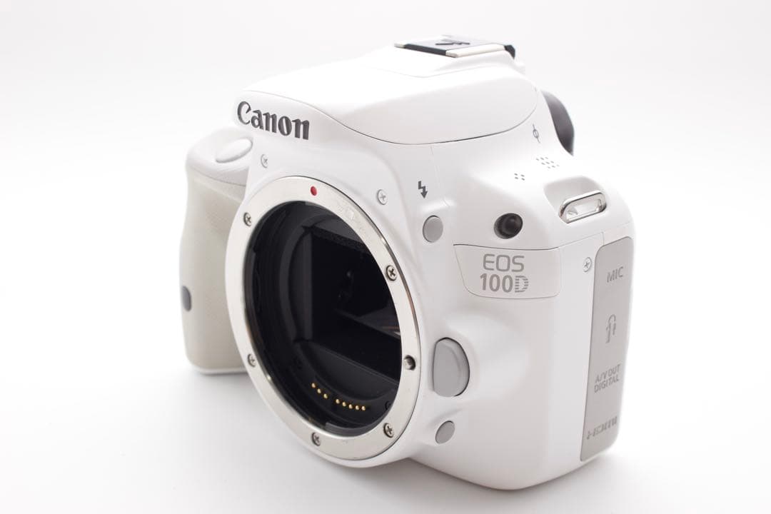 キャノン　EOS Kiss X7 ホワイト　最軽量　美品　100D スマホ転送