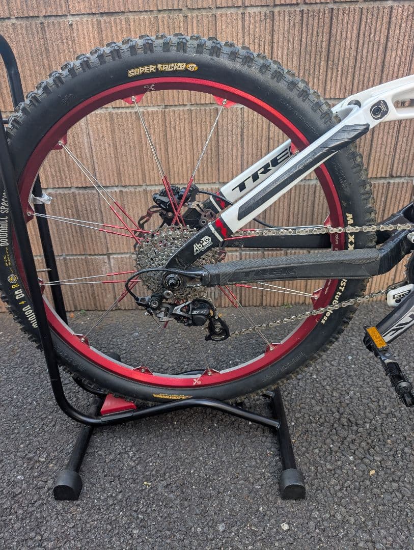 TREK Session 9.9 Carbon 26インチダウンヒルバイク
