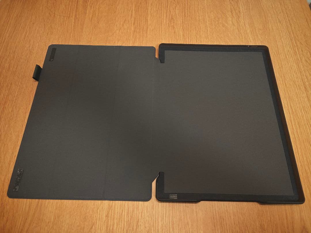 BOOX Tab X 13.3インチA4電子ペーパー、ケース付き