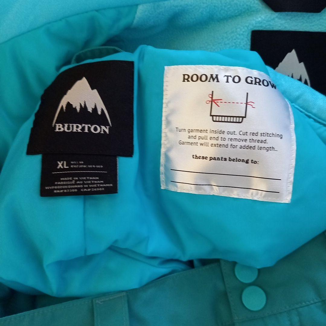 BURTON　子ども用スノーボードウェアセット