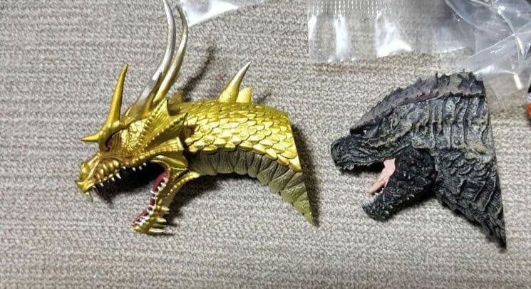 ク*ド様 ゴジラ　一番くじ　モンスターヘッドマグネット　17種　18体セット