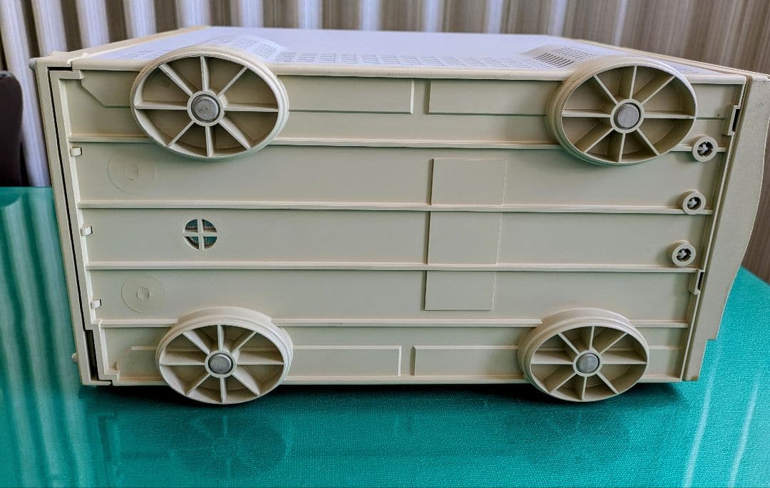 ジャンク品 Appleマッキントッシュ Quadra 840AV