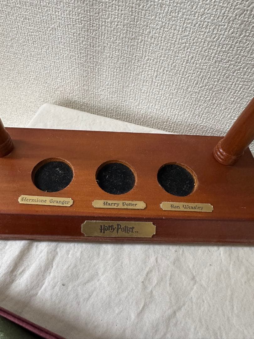 【希少】ハリーポッター 杖 3本セット スタンド付 ロン・ウィーズリー