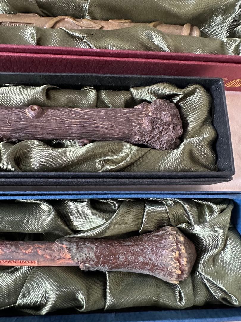 【希少】ハリーポッター 杖 3本セット スタンド付 ロン・ウィーズリー