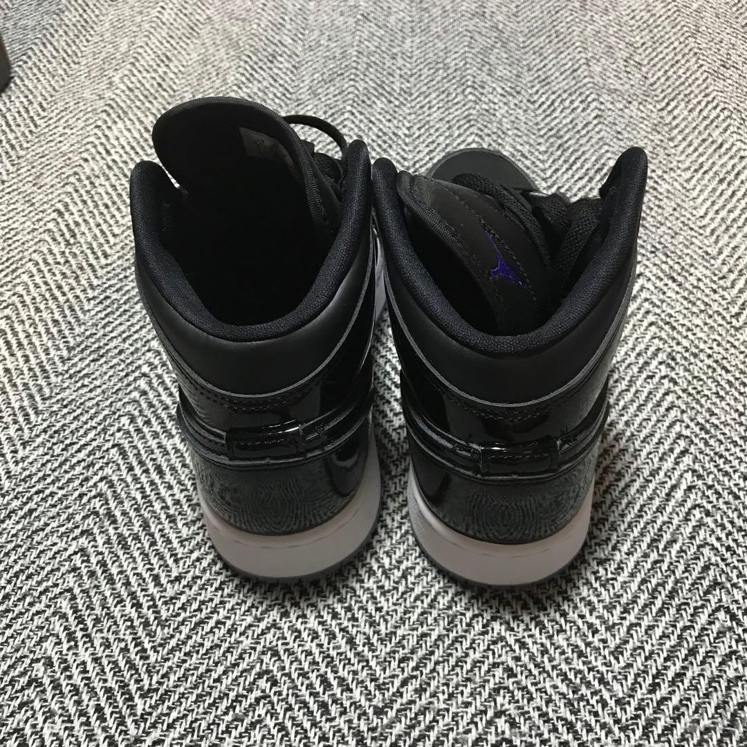 未使用　NIKE ジョーダン1 22.5センチ