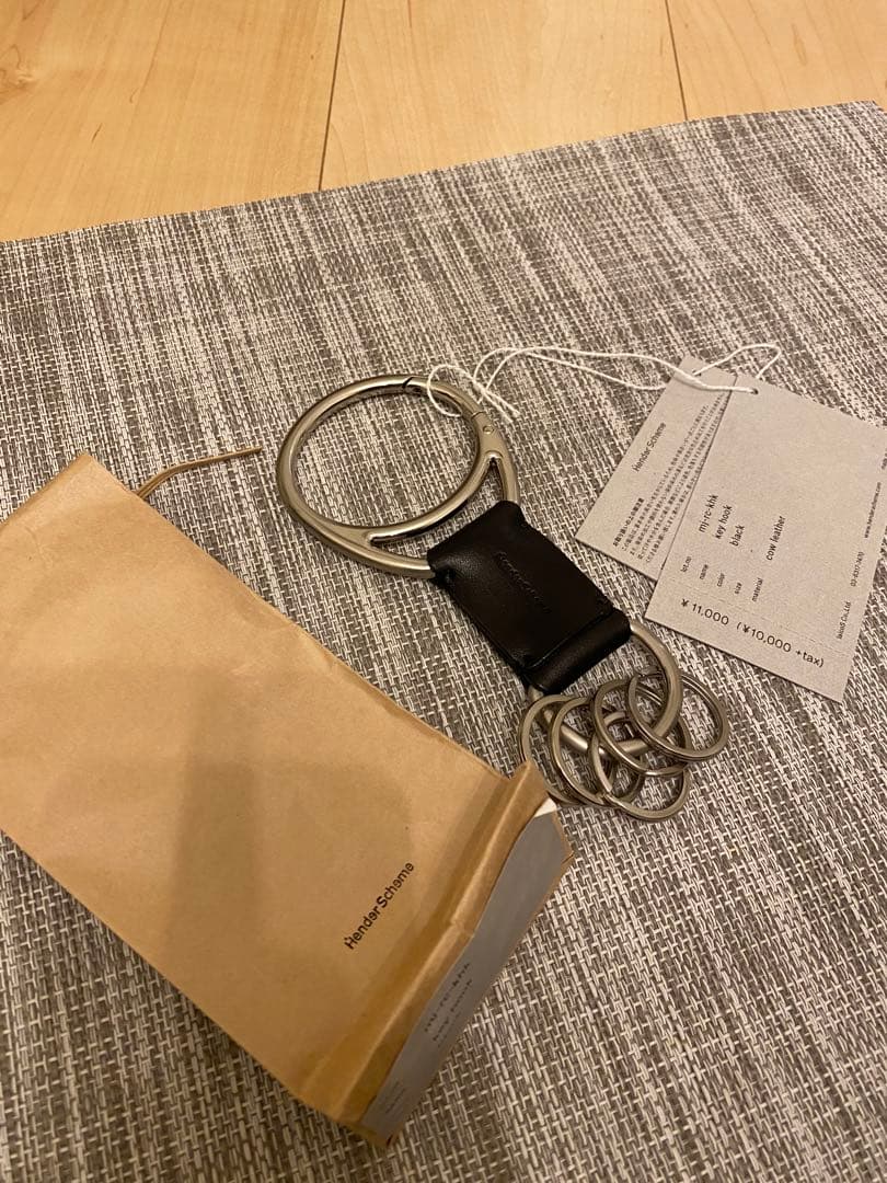 新品未使用)エンダースキーマ キーリング ブラック