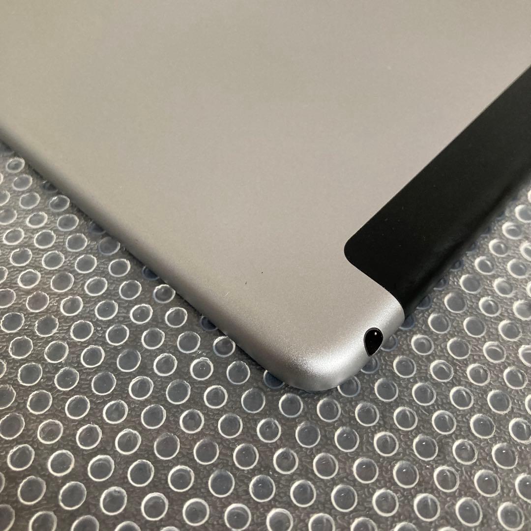 3760 美品☆電池ほぼ新品☆iPad mini4 16GB SIMフリー☆