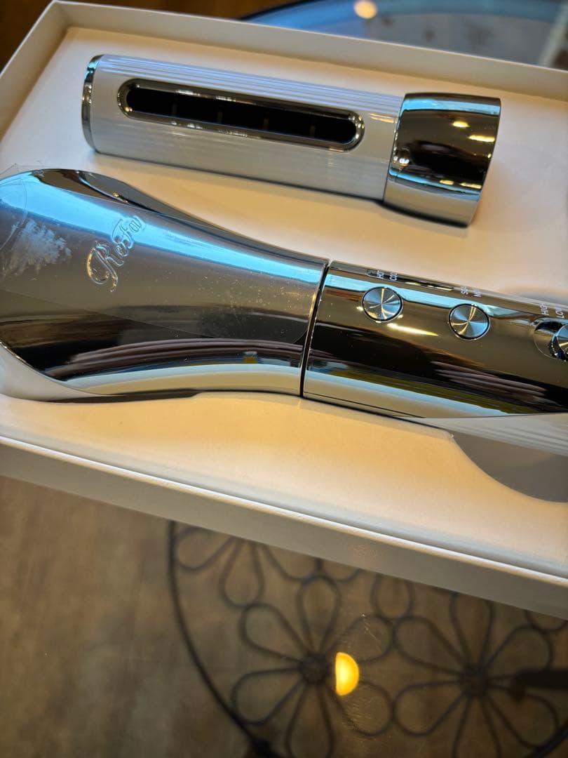 し*す様 ReFa 多機能ヘアドライヤー シルバー(ホワイト)