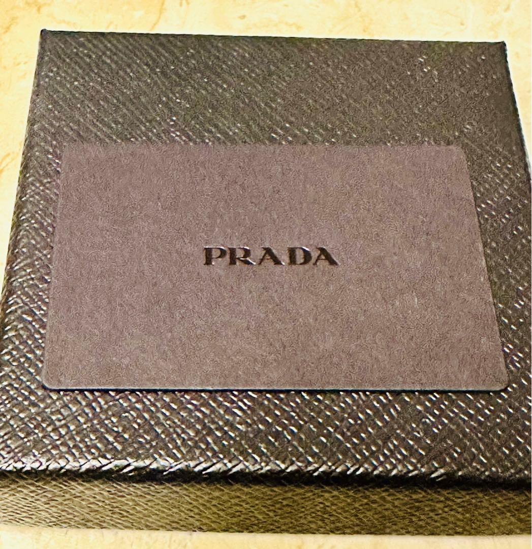 新品プラダ　ガレリア　ヘアークリップ　ミラノ限定品