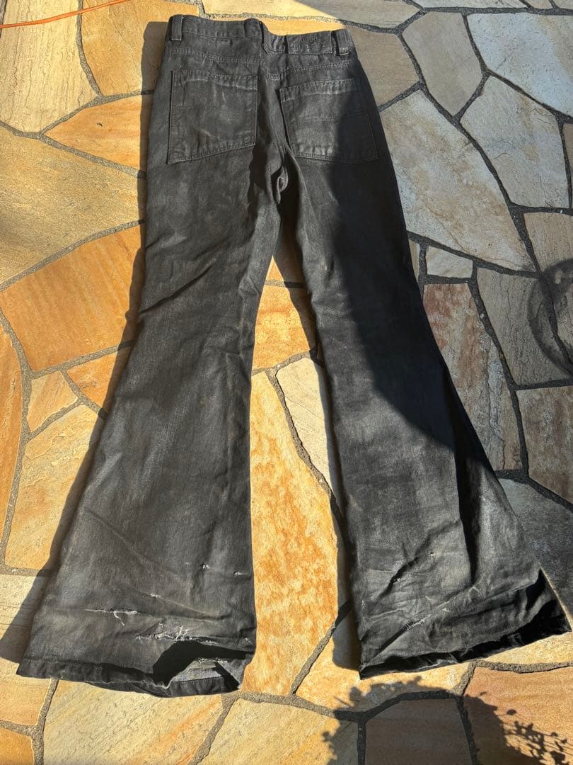 I FEEL LUCKY 黒 ブーツカットデニムパンツ