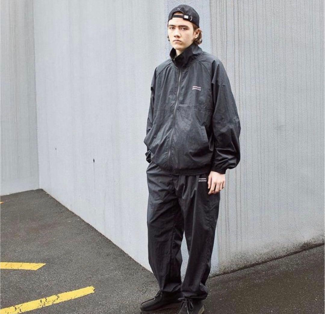 ユニバーサルプロダクツ ennoy シャカシャカセットアップ M