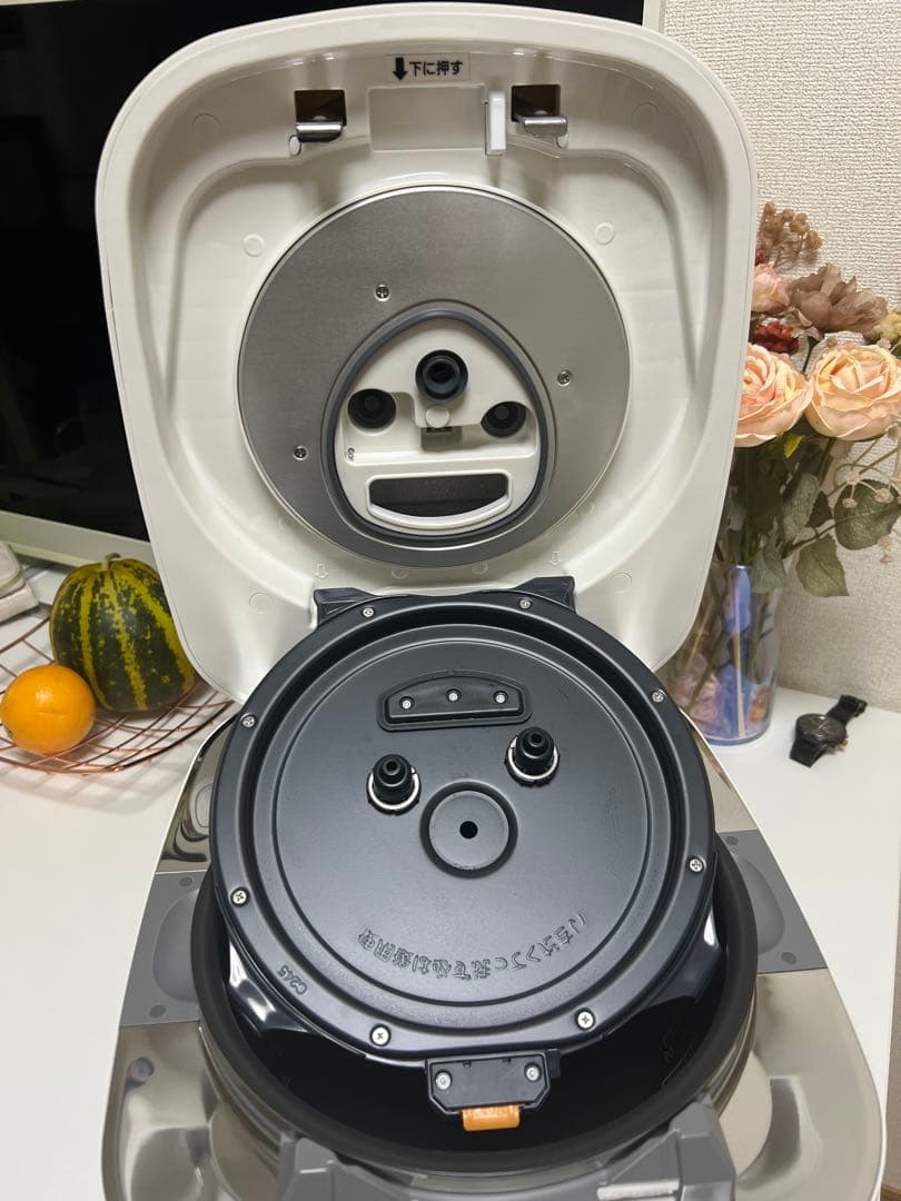 象印　炎舞炊き　圧力IH 1升 2022 NW-FA18