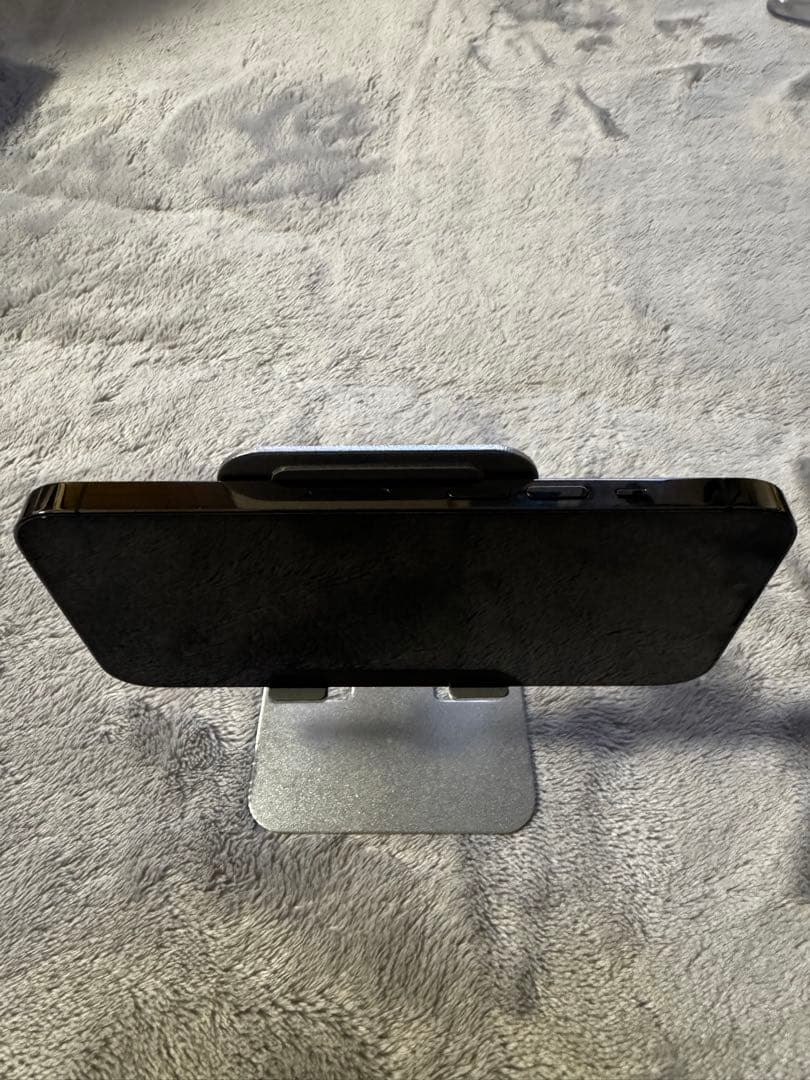 【美品】Apple iPhone 13 Pro グラファイト カバー付