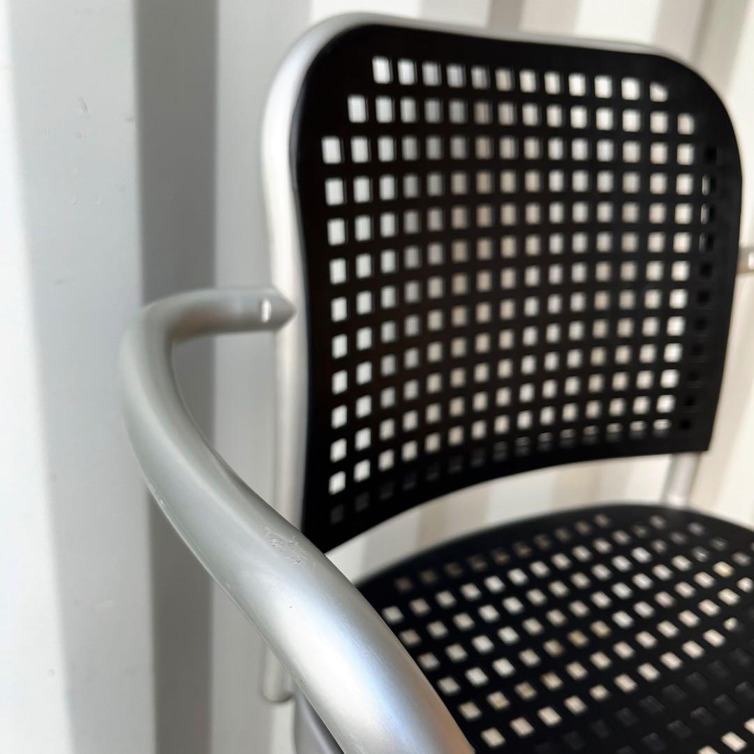 取付無料！カッシーナ デパドゥバ シルバー おしゃれブラックオフィスチェア✨