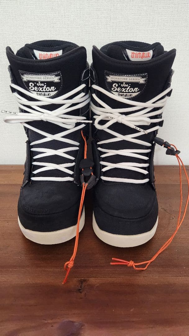thirty two スノーボードブーツ ブラック