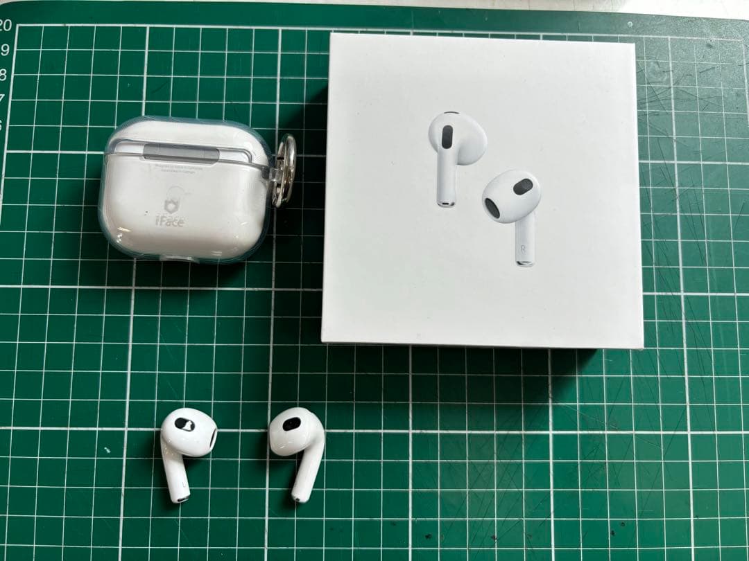 AirPods第3世代 (カバー有り)