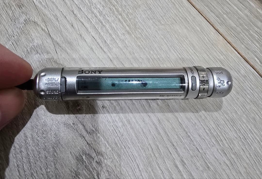 SONY　ソニー CDWALKMAN MP3 D-NE20