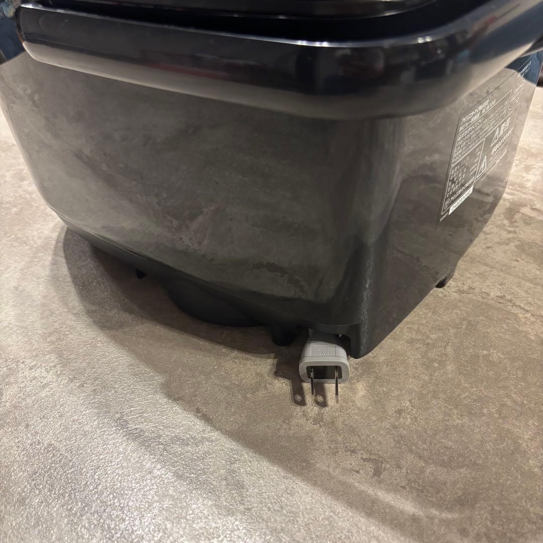 2024年製　アイリスオーヤマ　IHジャー炊飯器　一升炊き RC-IK10-B