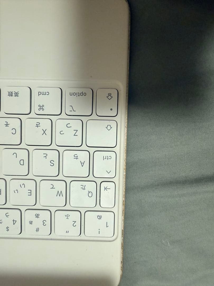 ホワイト ワイヤレスキーボード 日本語