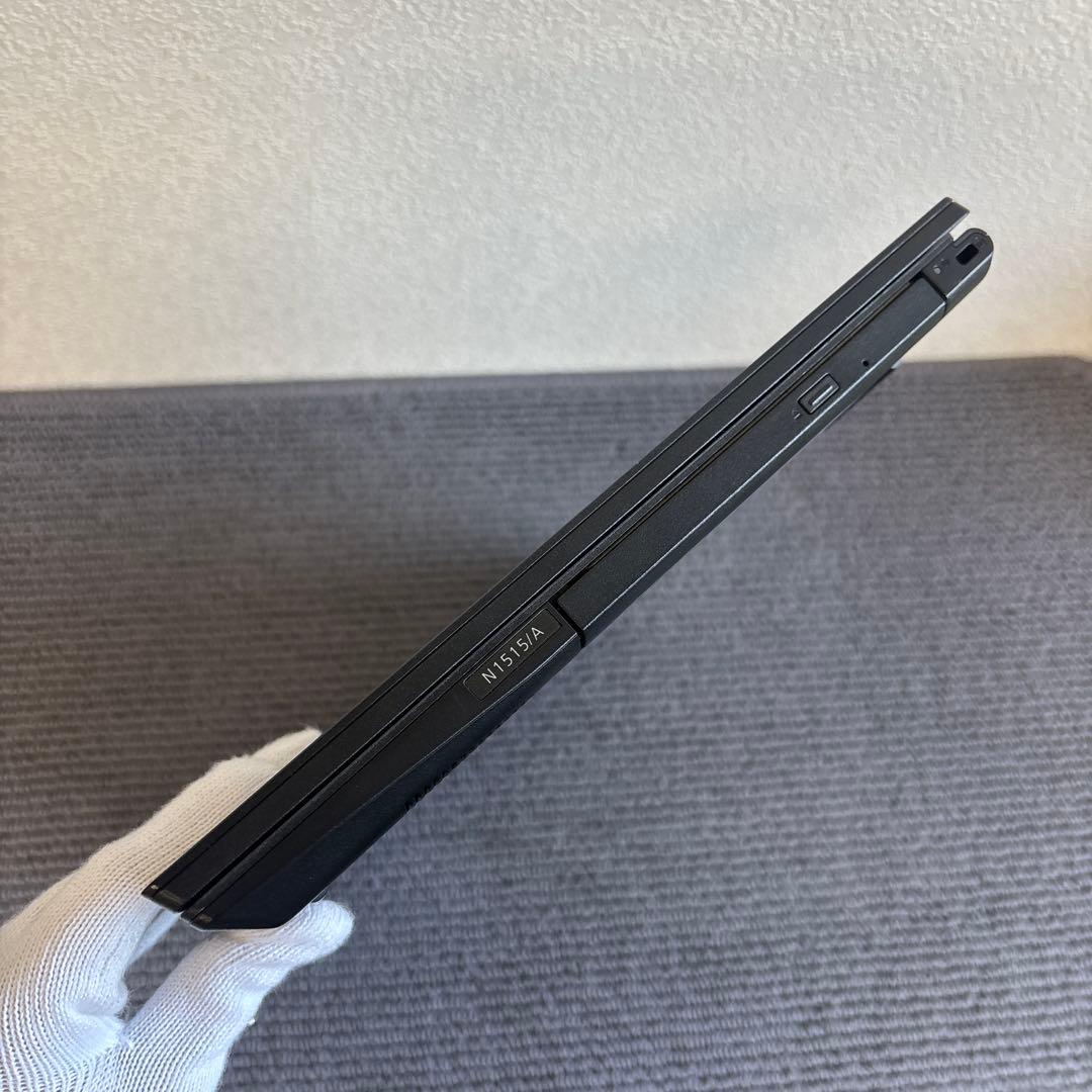 鶴屋様NEC Lavie N1515/A Athlon Silver 3050U