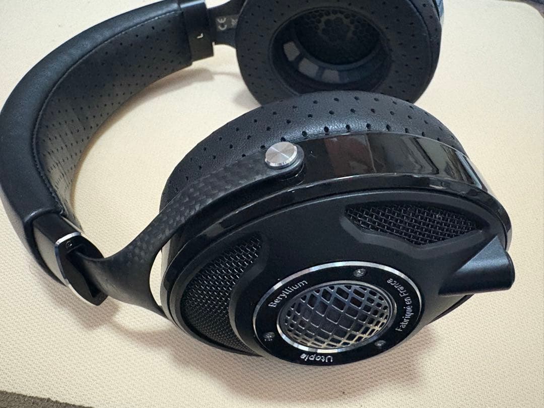 ち*う様 FOCAL UTOPIA ヘッドホン