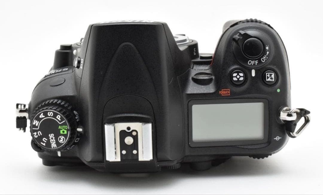 Nikon ニコン D7000 ボディ 美品 ケース付 ストラップ付 純正