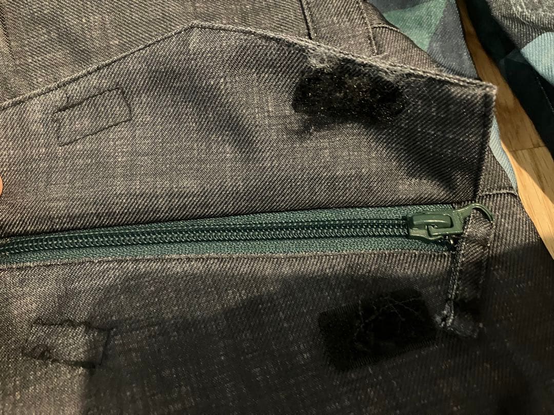 activersion スノーボードウェア L、手袋、ネックウォーマーまとめ売り